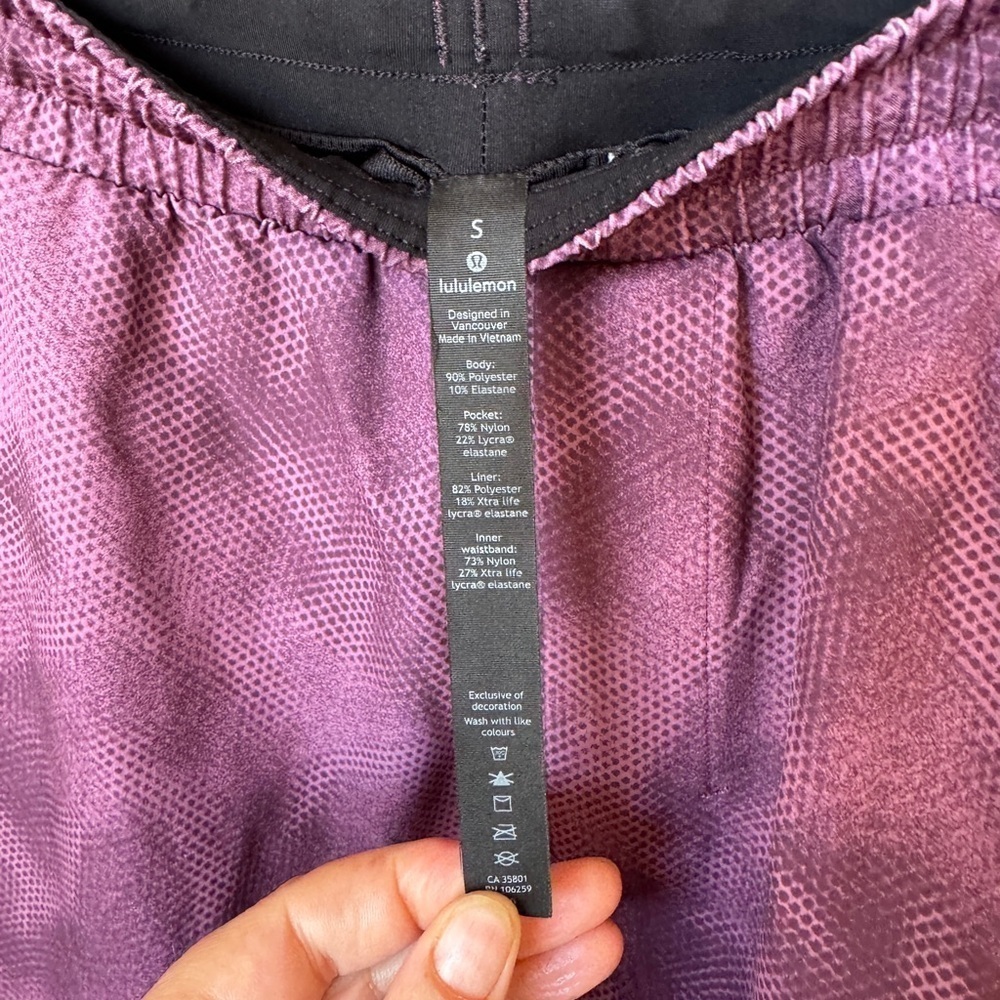Lululemon Channel Cross Swim Short *7"
Shadow Mesh Vintage Plum Multi Size S - Picture 9 of 14